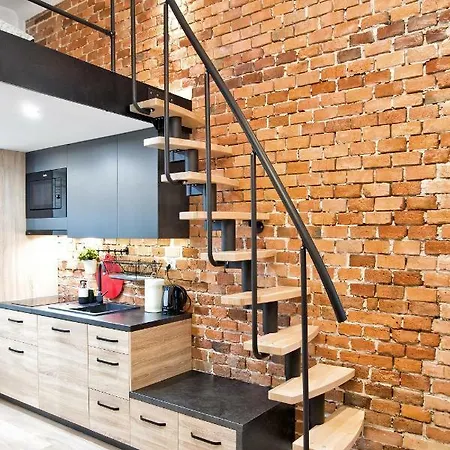 Krowoderska Old Town Apartment With Entresol - By Upstairs